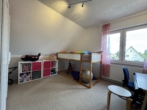 Kinderzimmer OG - Familienidylle: Ein-/Zweifamilienhaus mit großem Garten