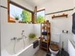 Badezimmer - Lichtdurchfluteter Wohntraum mit Sonnenbalkon in Bünde