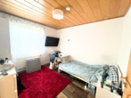 Einliegerwohnung Schlafzimmer - Ihr Familienidyll: EFH mit großem Garten und ELW