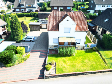 Mehr Raum für Ihre Ideen – großzügiges Ein-/Zweifamilienhaus, 49124 Georgsmarienhütte, Zweifamilienhaus