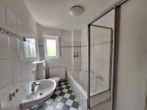Badezimmer - Aufgepasst ! Großzügige Wohnung mit Balkon in Bramsche