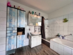 Badezimmer EG - Geräumiges Zweifamilienhaus in Georgsmarienhütte!