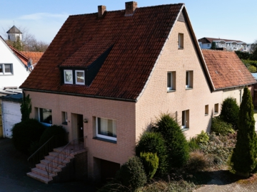 Endlich Eigenheim! Günstiges Haus mit riesigem Renovierungspotenzial, 49326 Melle, Einfamilienhaus