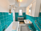 Badezimmer - Unter Bodenrichtwert! Attraktives Einfamilienhaus mit Charakter und weitläufigem Grundstück