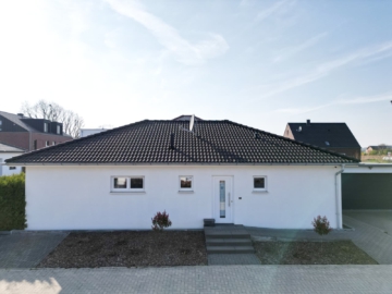 Ihr Wohntraum: Neuwertiger Bungalow in Top-Lage!, 49536 Lienen, Einfamilienhaus