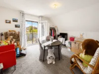 Zimmer DG links