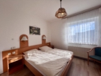 Doppelzimmer - Neuwertiges EFH inkl. weiterer Gebäude in Alleinlage!