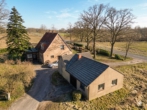 Hausansicht Seite - Großzügiges Einfamilienhaus mit viel Platz im Grünen