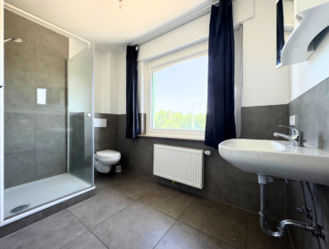 Freistehendes Traumhaus – frisch saniert und voller Perspektiven!, 48431 Rheine, Einfamilienhaus