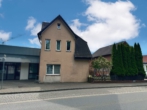 Haus Frontansicht - Top Gelegenheit: Doppelhaushälfte vermietet