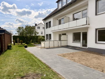 Lichtdurchflutete 3-Zimmer Gartenwohnung – Renoviert !, 49176 Hilter, Erdgeschosswohnung