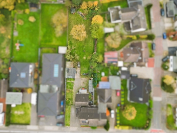 Unter Bodenrichtwert ! Haus mit zusätzlichem Baugrundstück !, 49477 Ibbenbüren, Doppelhaushälfte