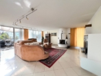 Wohnzimmer - Bungalow mit Stil – Kamin, Wintergarten und Raum für Träume