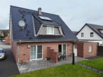 Außenansicht - Platz für die Familie! Junges Einfamilienhaus mit Einliegerwohnung