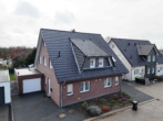 Außenansicht - Platz für die Familie! Junges Einfamilienhaus mit Einliegerwohnung