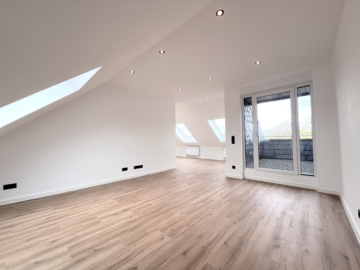 Bezugsfertige 3-Zimmer-Dachgeschosswohnung mit Loggia!, 49086 Osnabrück, Dachgeschoss