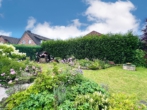 Garten - Wohlfühlhaus mit idyllischem Gartenparadies und gemütlichem Wintergarten