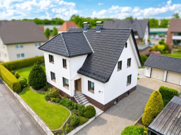 Gepflegtes Einfamilienhaus mit sonnigem Garten, 49124 Georgsmarienhütte, Einfamilienhaus