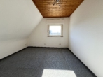 Zimmer OG - Charmante Doppelhaushälfte mit Entwicklungspotenzial