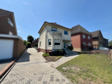 Einfamilienhaus – renoviert und freigestellt!, 48431 Rheine, Einfamilienhaus