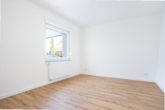 Schlafzimmer - Modern, renoviert und freigestellt in Hasbergen !