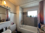 Bad - Renovierte 4-Zimmer Wohnung mit Garage