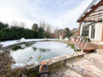 Schwimmteich - Familientraum: Gepflegtes Wohlfühlhaus mit Terrasse und Gartenparadies
