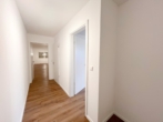 Flur - Energieeffiziente 2-Zimmer-Wohnung mit Wintergarten : KfW-40-Standard