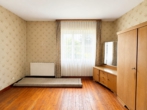 Schlafzimmer EG - Einfamilienhaus mit großem Grundstück in Kloster Oesede