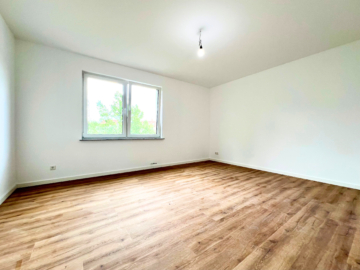 Renoviert – mit Balkon in Osnabrück Wüste !, 49080 Osnabrück, Etagenwohnung