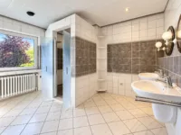 Badezimmer EG