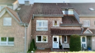 Außenansicht - TOP Lage: Großzügiges Reihenhaus mit Vollkeller und 3 Garagen