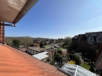 Ausblick DG Süd - TOP Lage: Großzügiges Reihenhaus mit Vollkeller und 3 Garagen