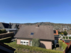 Ausblick DG Nord - TOP Lage: Großzügiges Reihenhaus mit Vollkeller und 3 Garagen