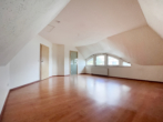 Schlafzimmer1 - Einfamilienhaus mit Pool und Wellnessbereich