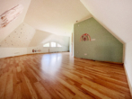 Schlafzimmer2 - Einfamilienhaus mit Pool und Wellnessbereich