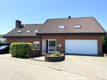 Solide Wertanlage – Dachgeschosswohnung in begehrter Wohngegend, 49134 Wallenhorst, Etagenwohnung