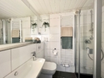 Badezimmer - Renoviertes Reihenhaus in zentraler Lage – Ihr neues Zuhause erwartet Sie!