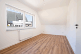 Schlafzimmer - Modern und hochwertig! Renovierte 3-Zimmer-Wohnung mit großem Balkon