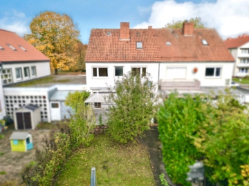 Seltene Gelegenheit: Zweifamilienhaus in gefragter Lage von Osnabrück, 49084 Osnabrück, Reihenmittelhaus
