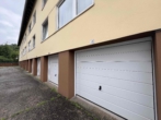 Garagen - Schnell: Letzte modernisierte Wohnung: Helle Räume, neue Fenster, neue Böden