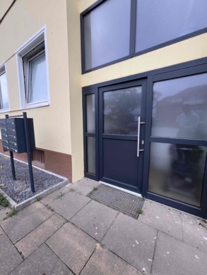 Schnell: Letzte modernisierte Wohnung: Helle Räume, neue Fenster, neue Böden, 49205 Hasbergen, Etagenwohnung