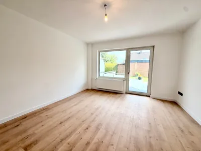 Einziehen & Wohlfühlen – Modernisierte 3-Zimmer-Wohnung mit Terrasse, 49176 Hilter, Erdgeschosswohnung