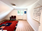 2. Zimmer OG - Traumhaft wohnen: Moderne Doppelhaushälfte mit Garten