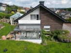 Hausansicht - Großzügiges Familienhaus mit modernem Bad & neuem Dach