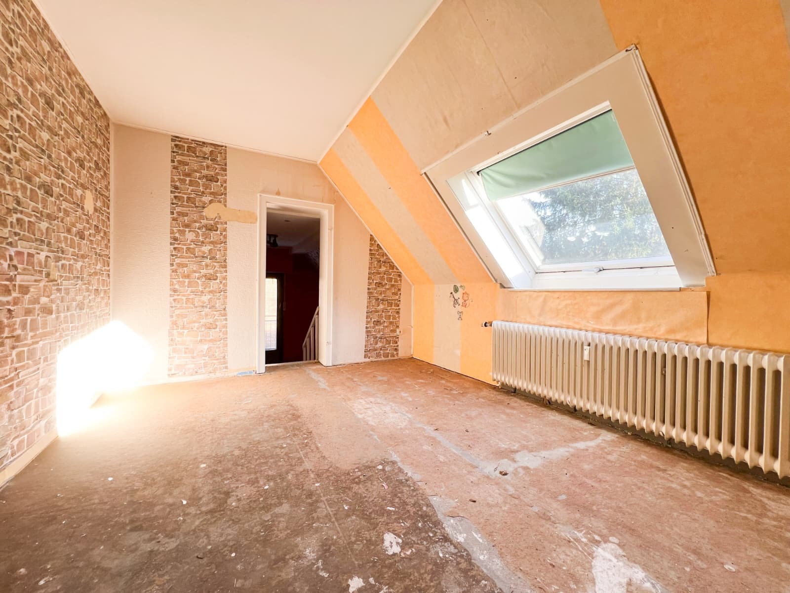 Wohnzimmer DG (Einheit Links)