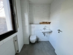 Badezimmer EG - Solides Haus in ruhiger Lage – ideal für mehrere Generationen