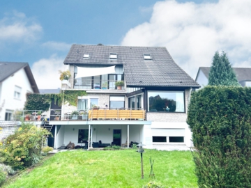 4 Wohnungen + Garten + Kamin – Merhfamilienhaus in begehrter Lage Osnabrück, 49088 Osnabrück, Mehrfamilienhaus