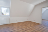 Schlafzimmer - Moderner 3-Zimmer-Wohntraum in zentraler Lage !
