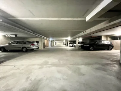NUR NOCH 4 Tiefgaragenstellplatz in Bielefeld Gellershagen, 33613 Bielefeld / Gellershagen, Tiefgarage